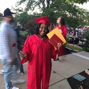 Meet your Posher, Shantelaya